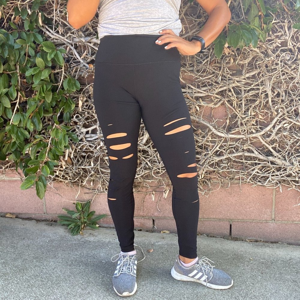 ALO Yoga Ripped Warrior Leggings